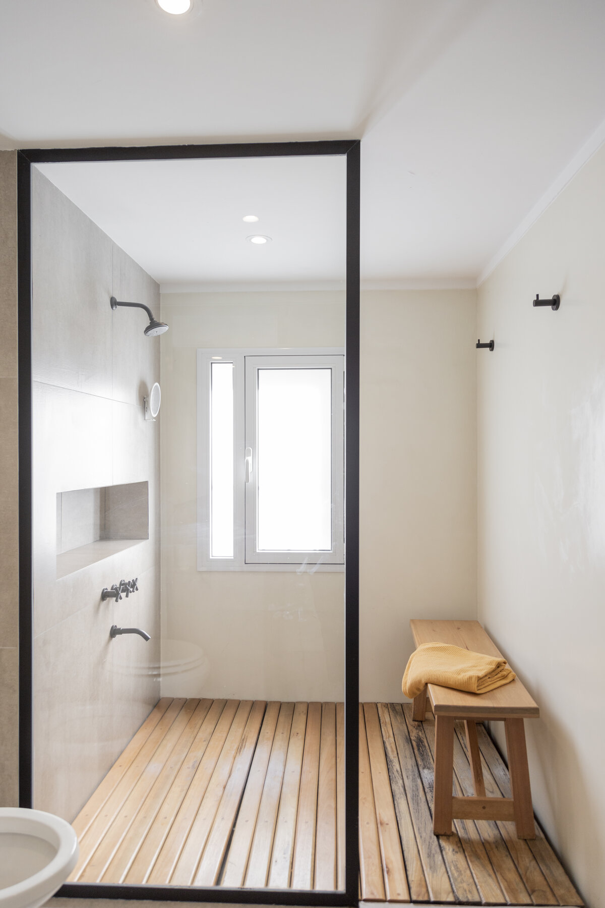 Baños Reclus, remodelación en San Isidro